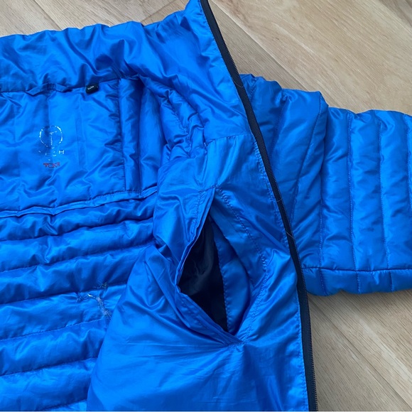 Tech by Tumi Puffer Jacket - Picture 6 of 9